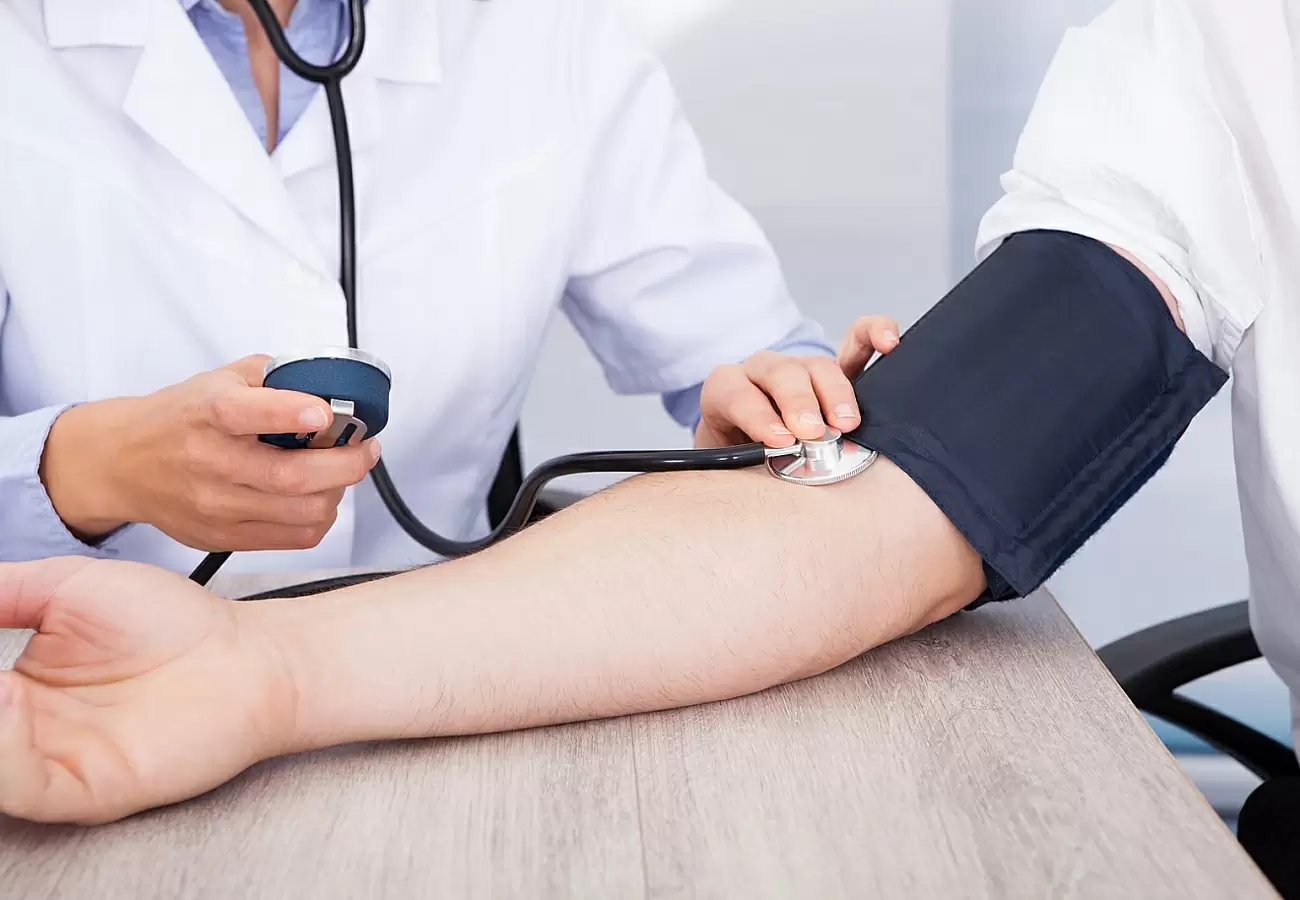 Эксперт «ММЦ Профмедицина» рассказал о современных подходах к управлению рисками артериальной гипертензии на предприятиях